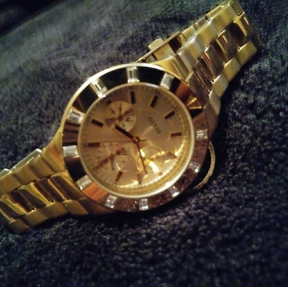 Guess watch